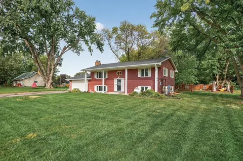 16180 Westgate Dr, Eden Prairie, MN 55344