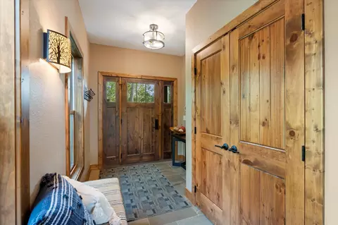 Entry Way - 38017 Donaldson Pt, Pine River, MN 56474 photo 1 of 2