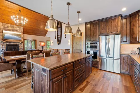 Kitchen - 38017 Donaldson Pt, Pine River, MN 56474 photo 3 of 5