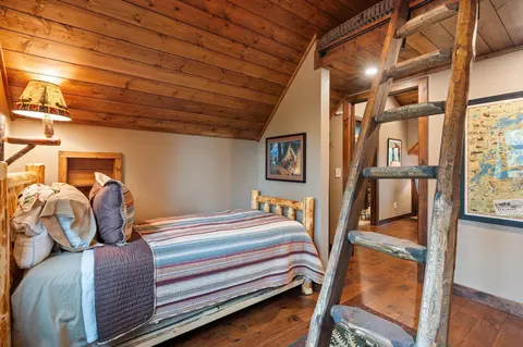 Bedroom - 38017 Donaldson Pt, Pine River, MN 56474 photo 7 of 7