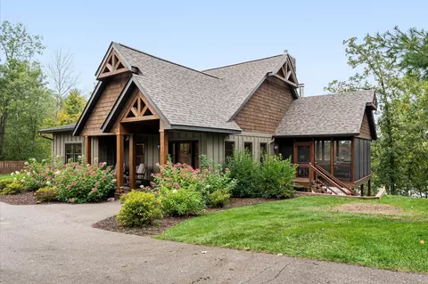 Exterior - 38017 Donaldson Pt, Pine River, MN 56474 photo 4 of 16