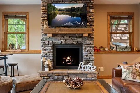 Living - 38017 Donaldson Pt, Pine River, MN 56474 photo 7 of 9