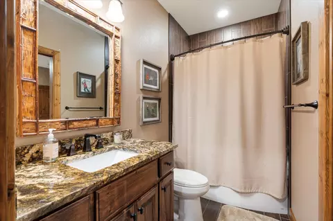 Bath - 38017 Donaldson Pt, Pine River, MN 56474 photo 6 of 7
