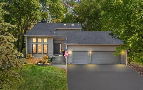 9533 Yukon Ave S, Bloomington, MN 55438