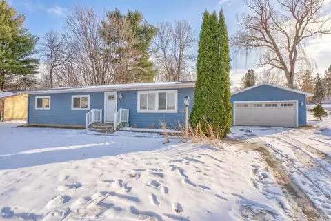 204 E Johnson St, River Falls, WI 54022