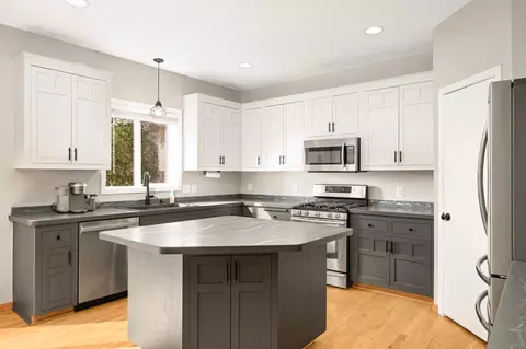839 Forest Edge Dr, Jordan, MN 55352 photo 12