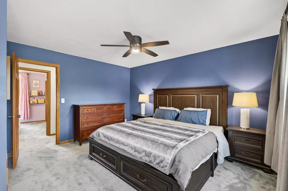 Bedroom - 9941 Oakland Ave S, Bloomington, MN 55420 photo 1 of 4