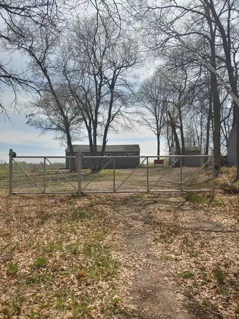 16515 Woodrow Rd, Brainerd, MN 56401 photo 2