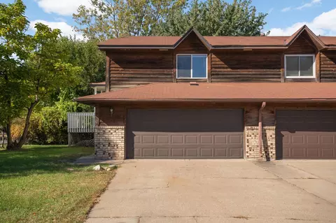 12046 Xeon St NW, Coon Rapids, MN 55448