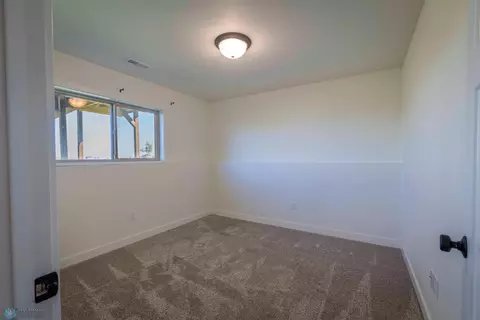 94 6th St E, Horace, ND 58047 photo 45