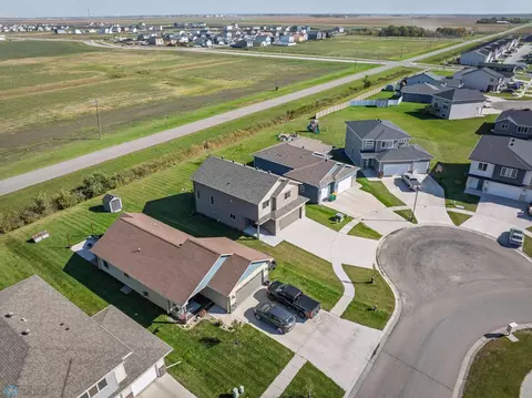 94 6th St E, Horace, ND 58047 photo 4