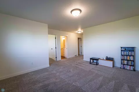 94 6th St E, Horace, ND 58047 photo 51