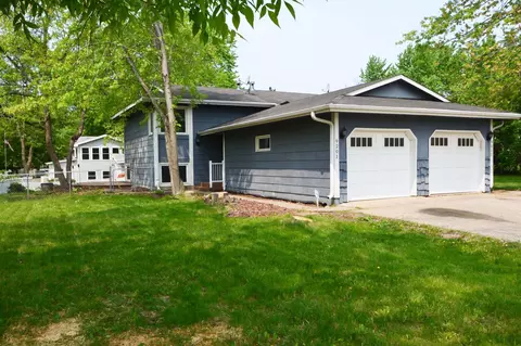 9201 Forestview Ln N, Maple Grove, MN 55369