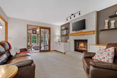 12989 84th Ave N, Maple Grove, MN 55369
