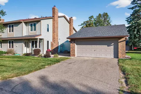 4682 Lenore Ln, Eagan, MN 55122