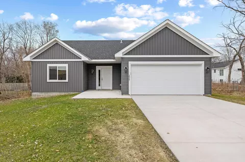 2557 County Rd I, Mounds View, MN 55112