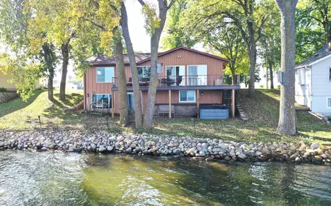 28604 S Shore Dr, Starbuck, MN 56381