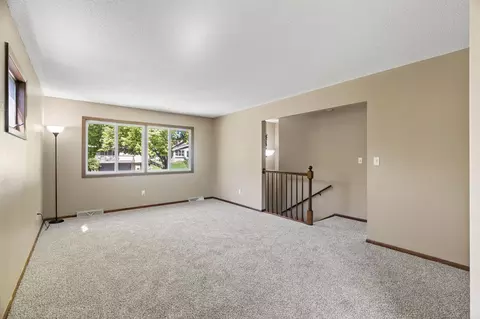 1664 Orange Ave E, Saint Paul, MN 55106 photo 6