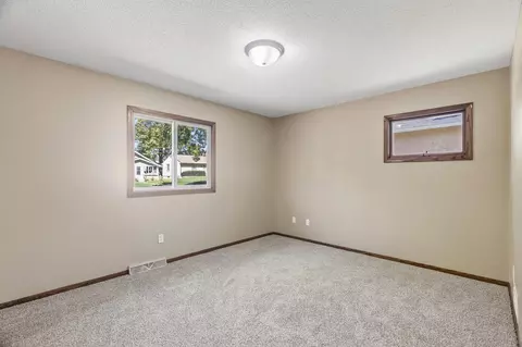 1664 Orange Ave E, Saint Paul, MN 55106 photo 15