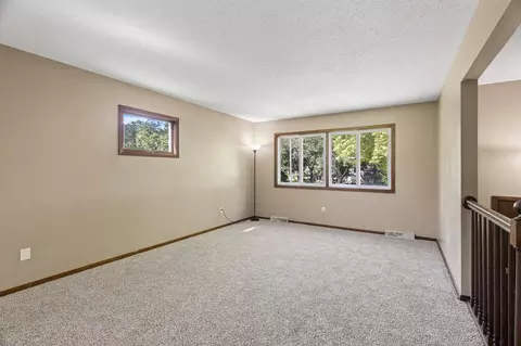 1664 Orange Ave E, Saint Paul, MN 55106 photo 7