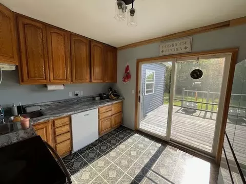 Kitchen - 4789 Differding Point Rd, Eveleth, MN 55734 photo 1 of 2