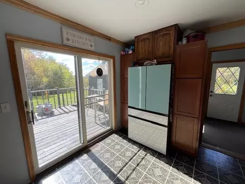 Kitchen - 4789 Differding Point Rd, Eveleth, MN 55734 photo 2 of 2