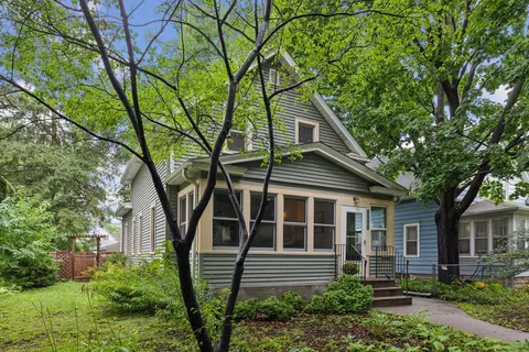2518 34th Ave S, Minneapolis, MN 55406
