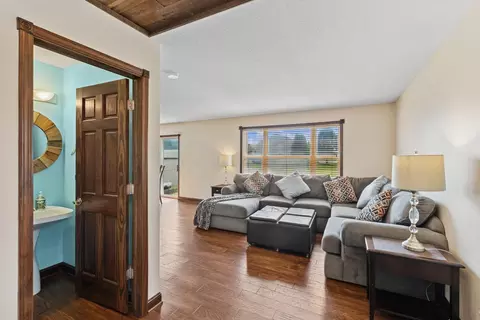 15682 Fjord Ave, Apple Valley, MN 55124