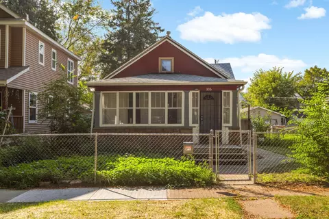 306 Burgess St, Saint Paul, MN 55117