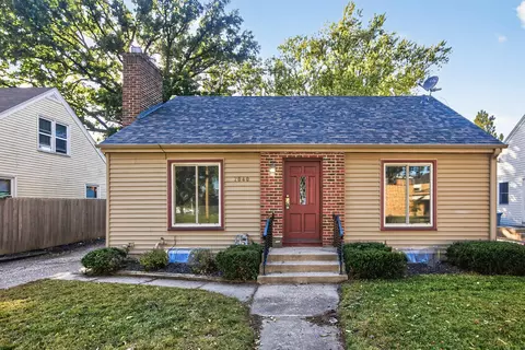 7040 Harriet Ave, Richfield, MN 55423