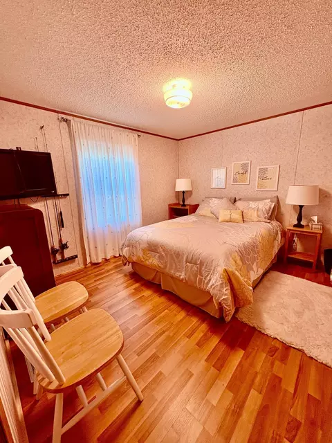 Bedroom - 3314 Bur Oak Rd Nw Apt Lot #LOT 33, Baudette, MN 56623 photo 1 of 6