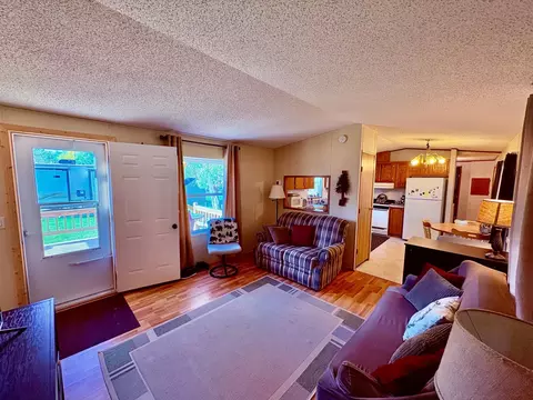 Living - 3314 Bur Oak Rd Nw Apt Lot #LOT 33, Baudette, MN 56623 photo 2 of 5