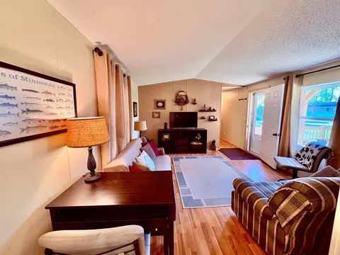 Living - 3314 Bur Oak Rd Nw Apt Lot #LOT 33, Baudette, MN 56623 photo 5 of 5