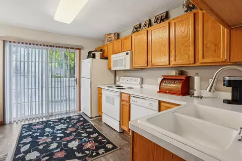 Other - 2001 Gresham Ave N, Oakdale, MN 55128 photo 9 of 21