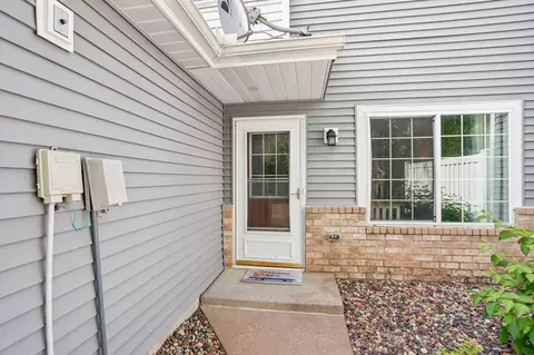Other - 2001 Gresham Ave N, Oakdale, MN 55128 photo 4 of 21