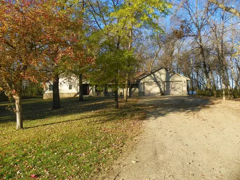 21553 County Road 34, Eden Valley, MN 55329
