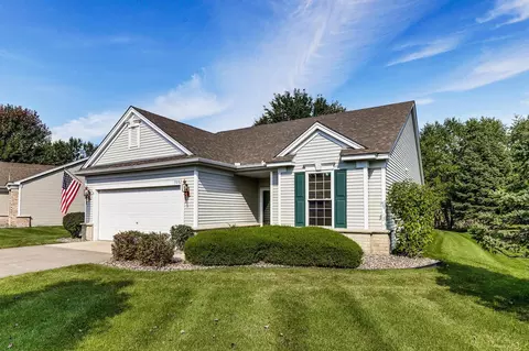 5082 157th St, Hugo, MN 55038
