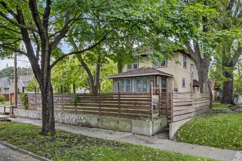 955 4th Ave SE, Rochester, MN 55904