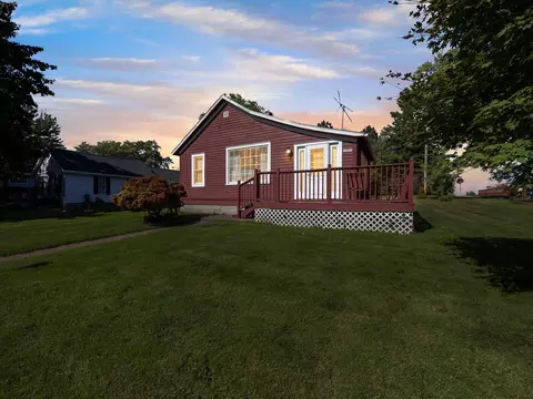 113 7th Ave, Shell Lake, WI 54871