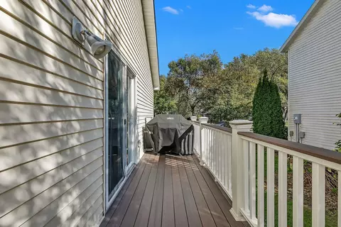 Exterior - 3133 Crescent Ridge Trl, Saint Cloud, MN 56301 photo 4 of 8