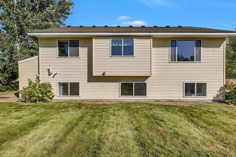 Exterior - 3133 Crescent Ridge Trl, Saint Cloud, MN 56301 photo 7 of 8