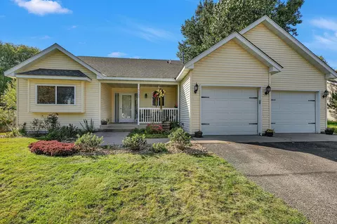 3133 Crescent Ridge Trl, Saint Cloud, MN 56301