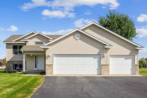 358 4th Ave SE, Saint Joseph, MN 56374