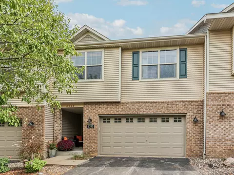 8330 Cedarview Cir, Savage, MN 55378