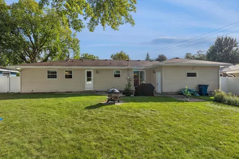 312 E 100th St, Bloomington, MN 55420 photo 40