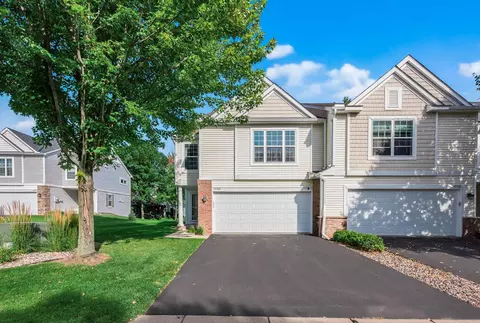 10700 Ironwood Ct, Woodbury, MN 55129