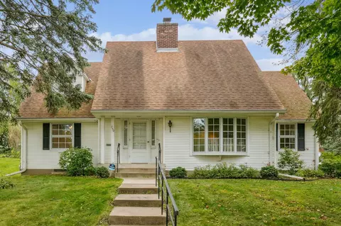 740 Hoyt Ave E, Saint Paul, MN 55106