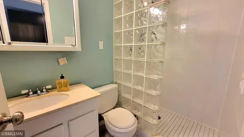 Bath - 4413 Slater Rd, Eagan, MN 55122 photo 3 of 3