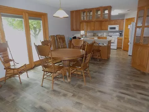 618 E 8th St, Winthrop, MN 55396 photo 14