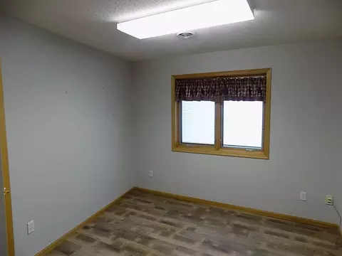 618 E 8th St, Winthrop, MN 55396 photo 25